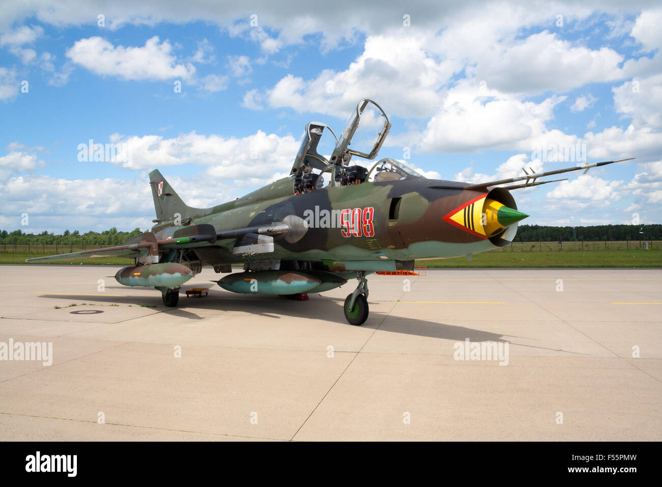 Su 22 hi-res stock photography and images - Alamy