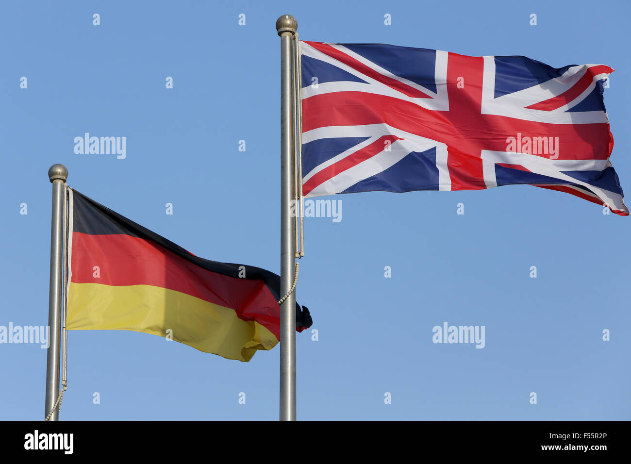 Германская британия. Германия и Великобритания. Британия и Германия. Флаг Великобритании Германии. Англия Германия.