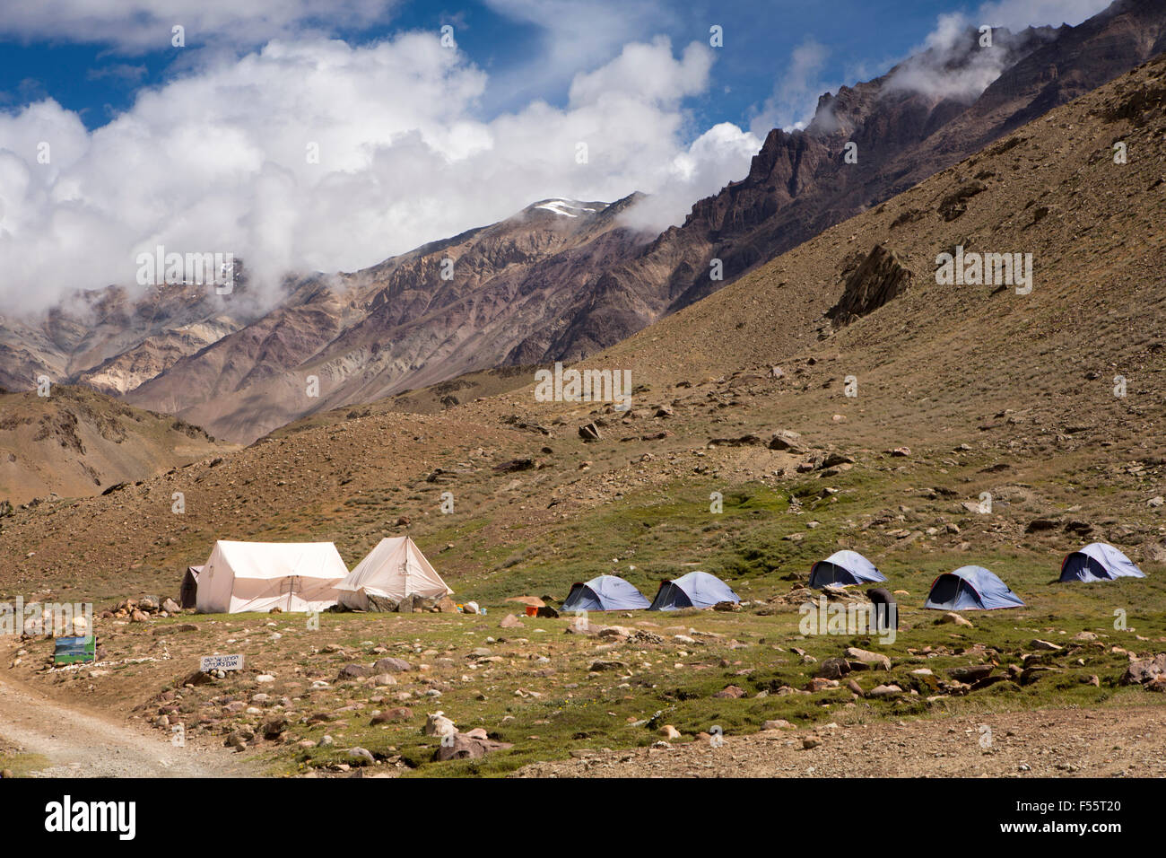 India, Himachal Pradesh, Spiti, Chandra Taal, Full Moon Lake camp site, seasonal tourist accommodation tents, for Israelis Stock Photo