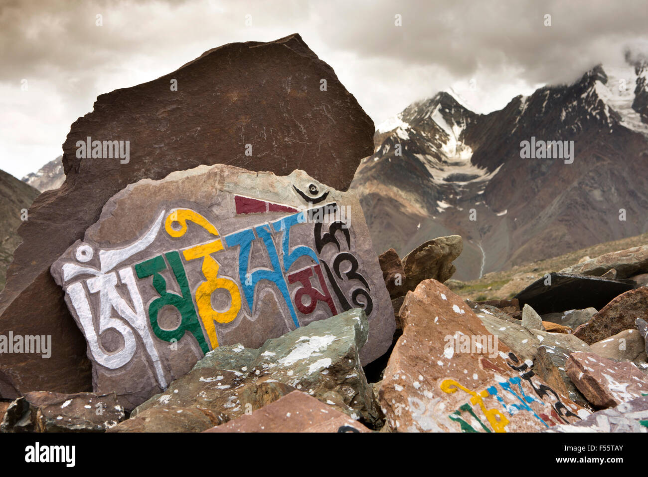 India, Himachal Pradesh, Spiti, Kunzum La pass, Kunzum Mata Temple, Buddhist Mani stones Stock Photo