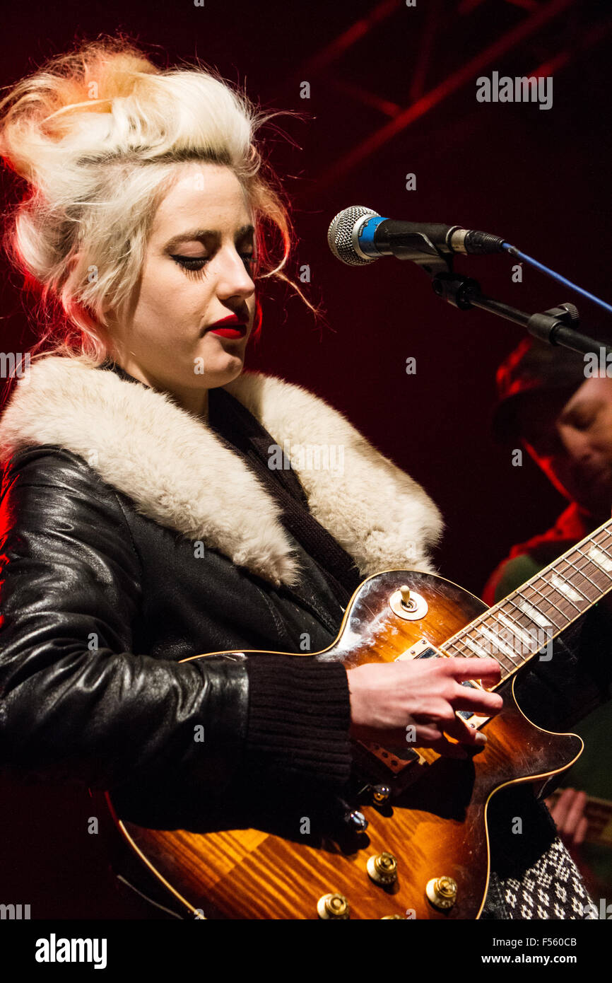 Segrate Milan Italy. 20th April 2012. The English singer-songwriter BETH JEANS HOUGHTON also known as Du Blonde performs live on Stock Photo