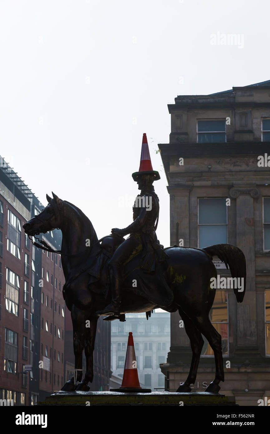 Duke of Wellington Glasgow statue and traffic cone on it's head