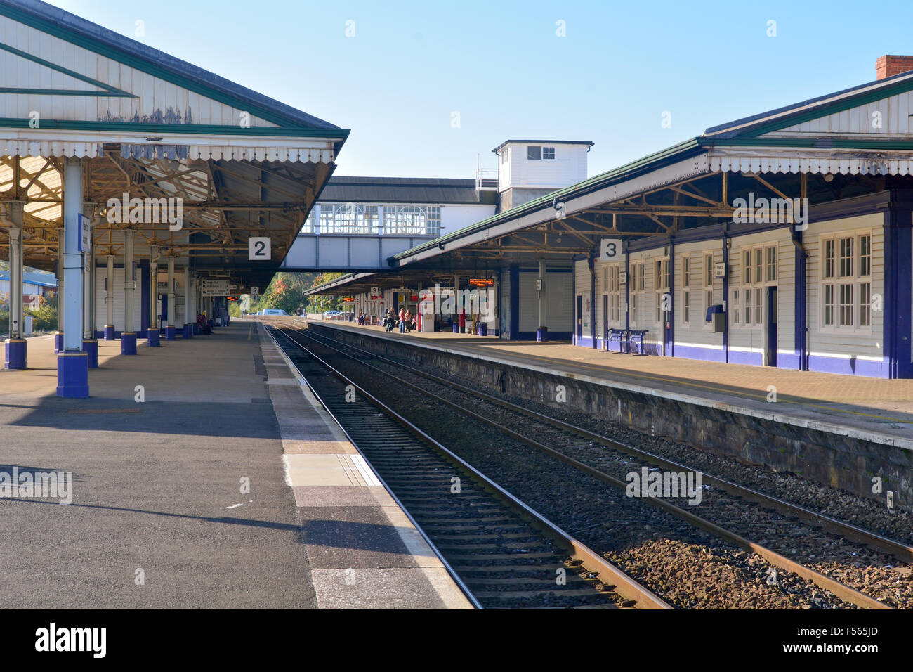 Newton Abbot Train Station Departures YKOGEQ