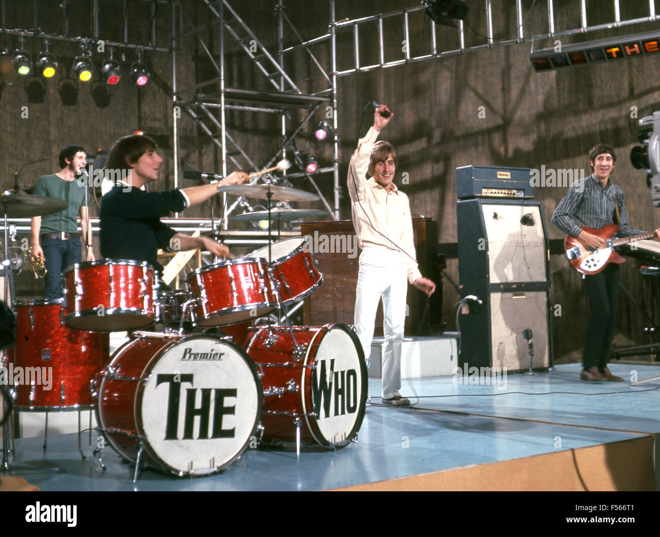 The who 1966 keith moon hires stock photography and images Alamy