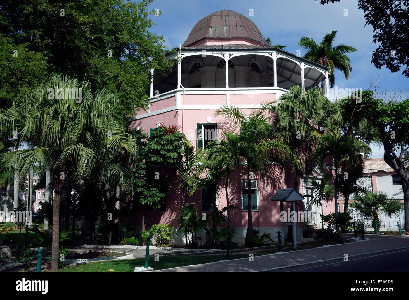 Public library nassau bahamas hires stock photography and images Alamy