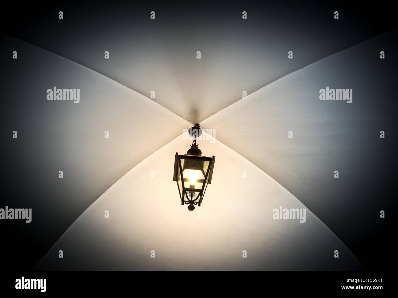 Old antique oil lantern hanging hi-res stock photography and images - Alamy