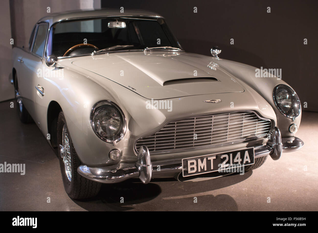 Aston Martin DB5 used in the James Bond 2006 'Casino Royale' film. BOND IN MOTION, James Bond exhibition, London Film Museum, UK Stock Photo