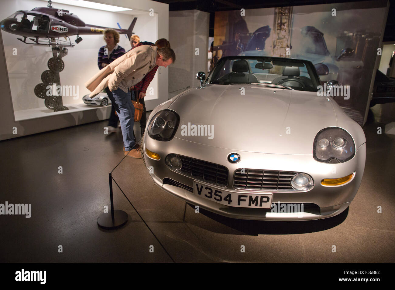 James bond car collection BMW Z8 The World is not enough 