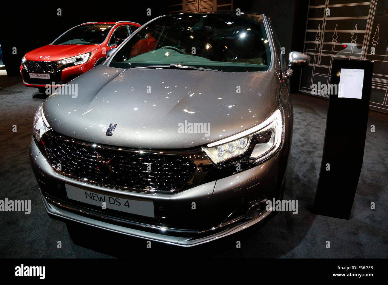 The new DS4 car on display during the 44th Tokyo Motor Show 2015 in Tokyo Big Sight on October 28, 2015, Tokyo, Japan. The Show will be open to the public from October 30 to November 8. Credit:  Rodrigo Reyes Marin/AFLO/Alamy Live News Stock Photo