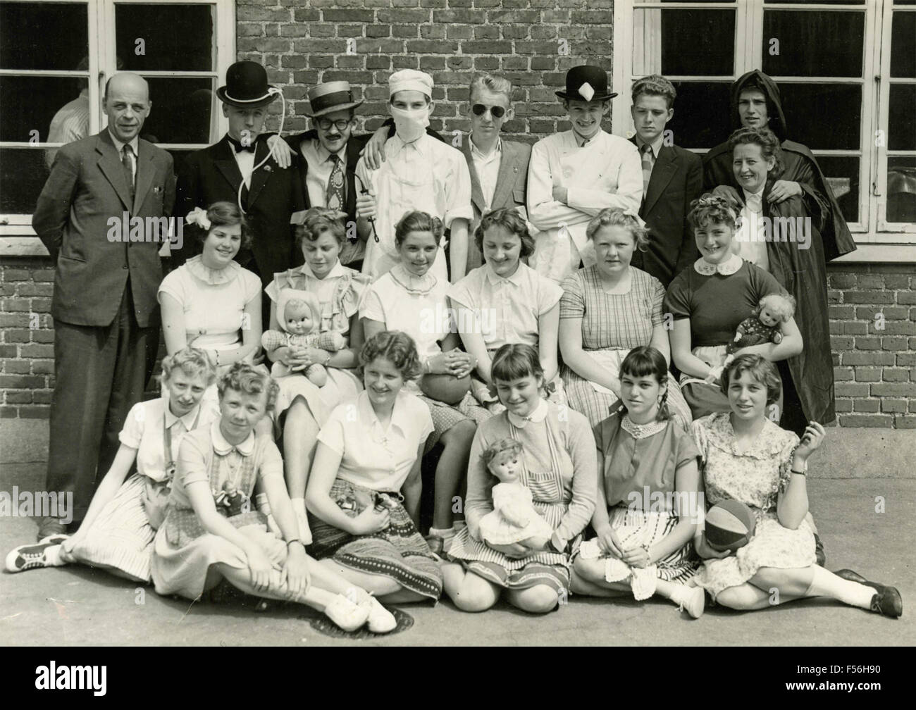 High School Class 1960s High Resolution Stock Photography and Images ...