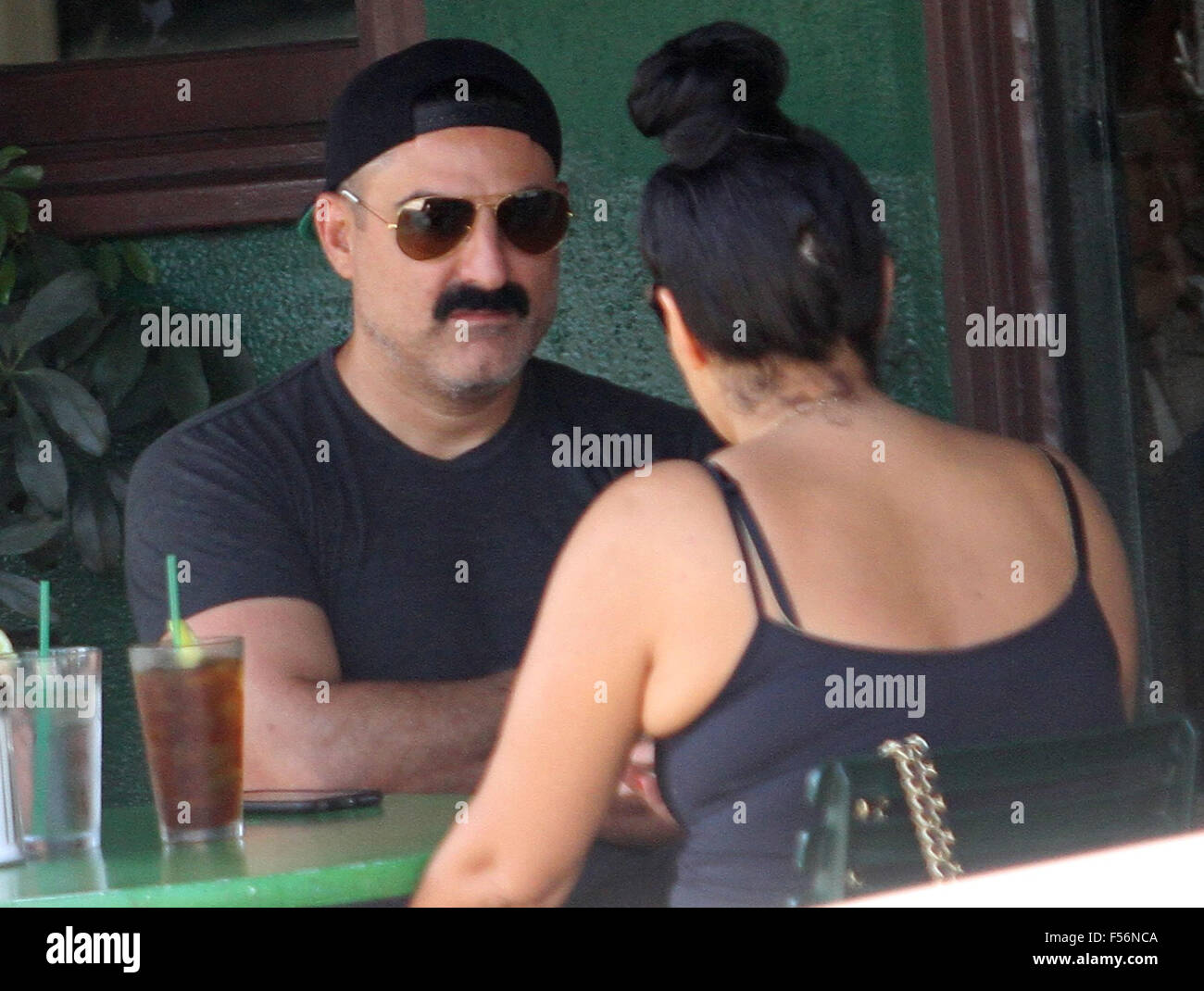 'Shahs of Sunset' star Reza Farahan has lunch with friends in Hollywood ...