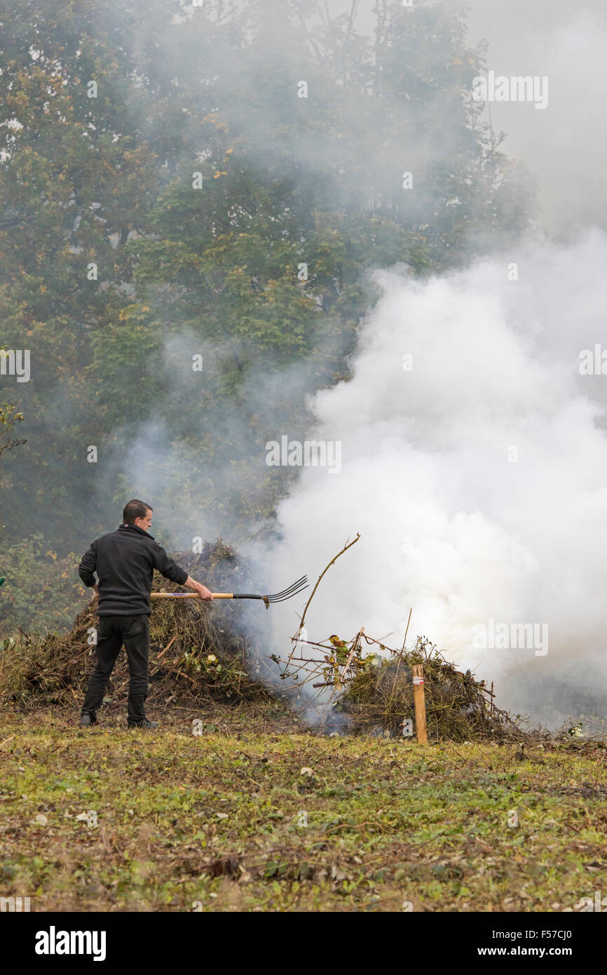 Autumn and the time for smoky garden fires, England, UK Stock Photo