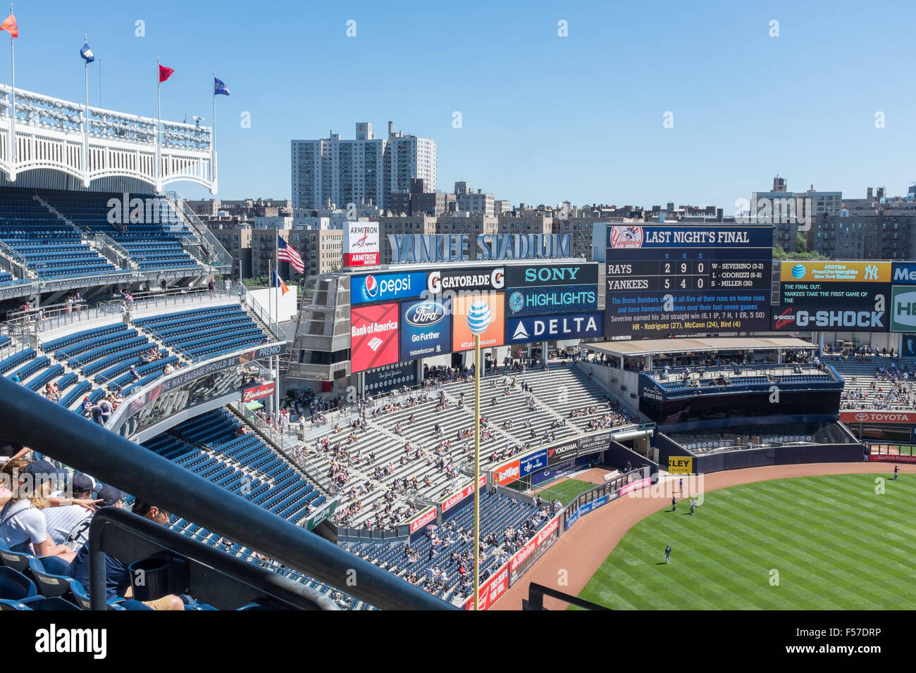 Stadium fans hires stock photography and images Alamy