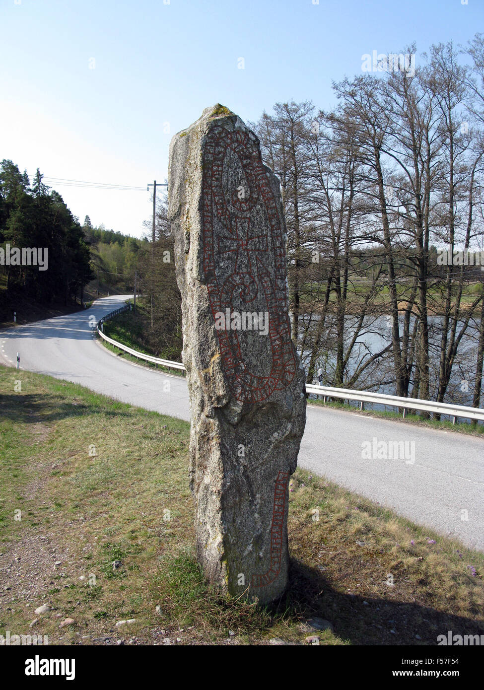 Runestone U 654. Varpsund, Övergrans parish, Uppland, Sweden Stock Photo