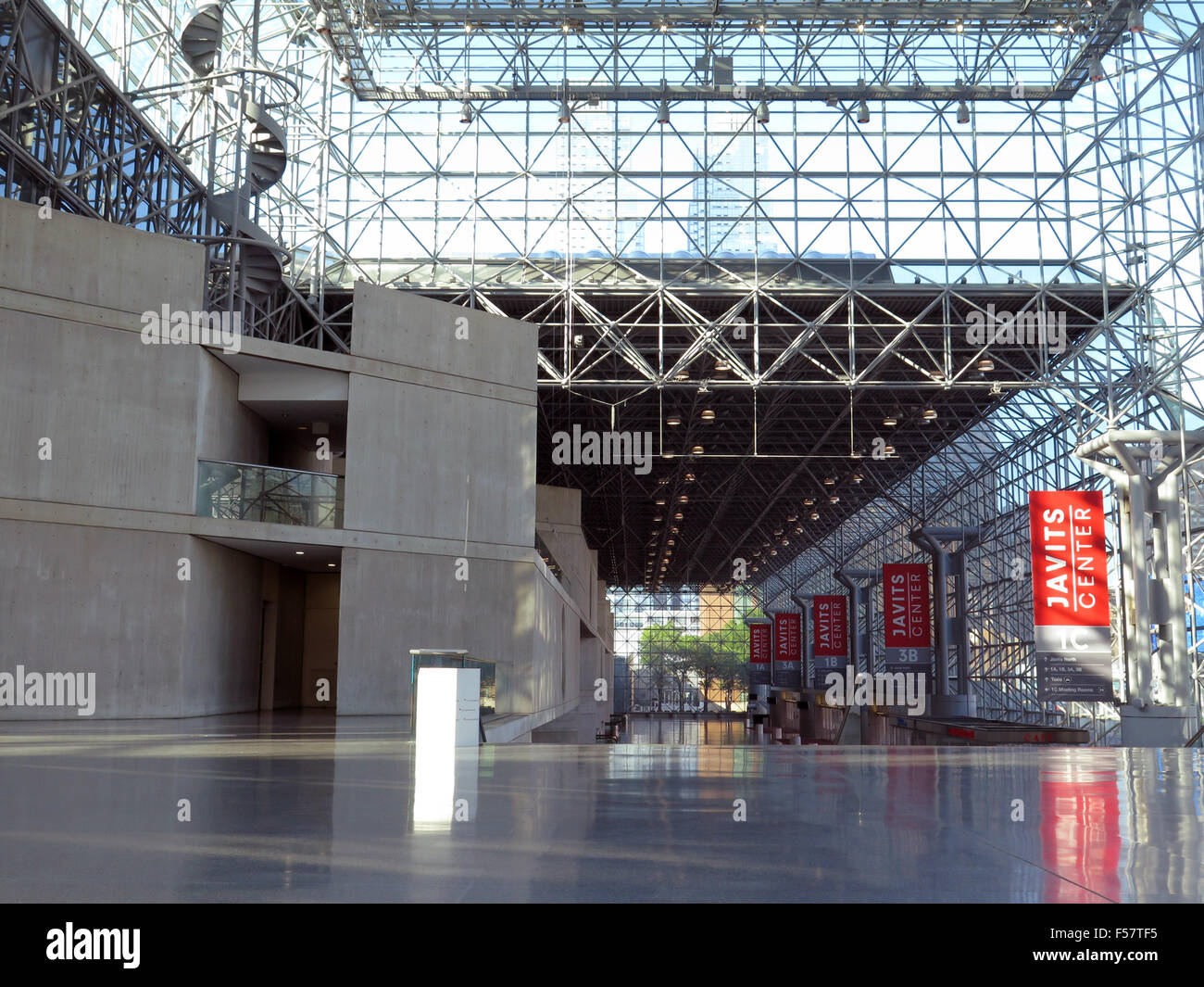 The Jacob Javits Convention Center in New York City,  designed by architect I.M. Pei Stock Photo