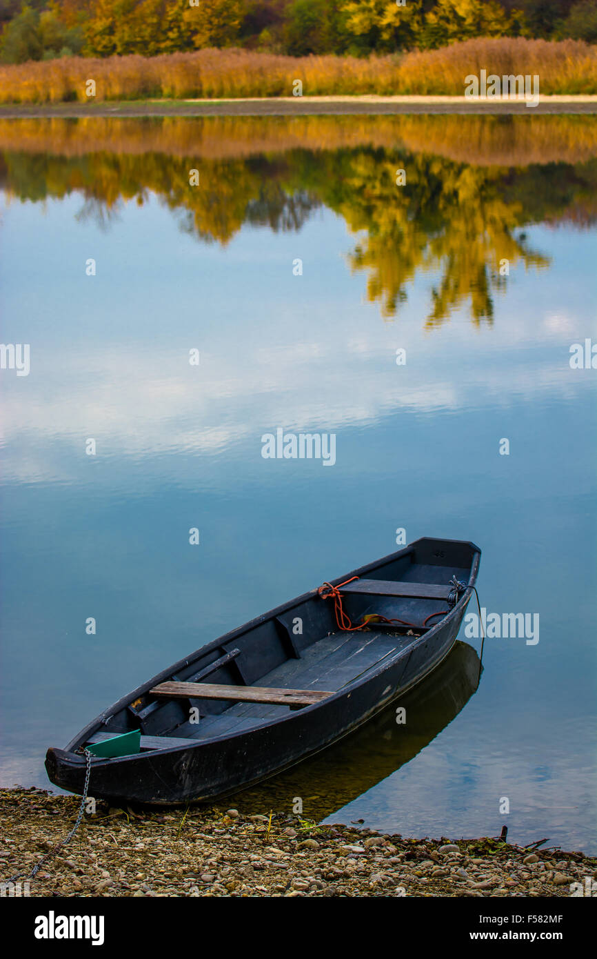 Smooth calm sea water surface hi-res stock photography and images - Alamy