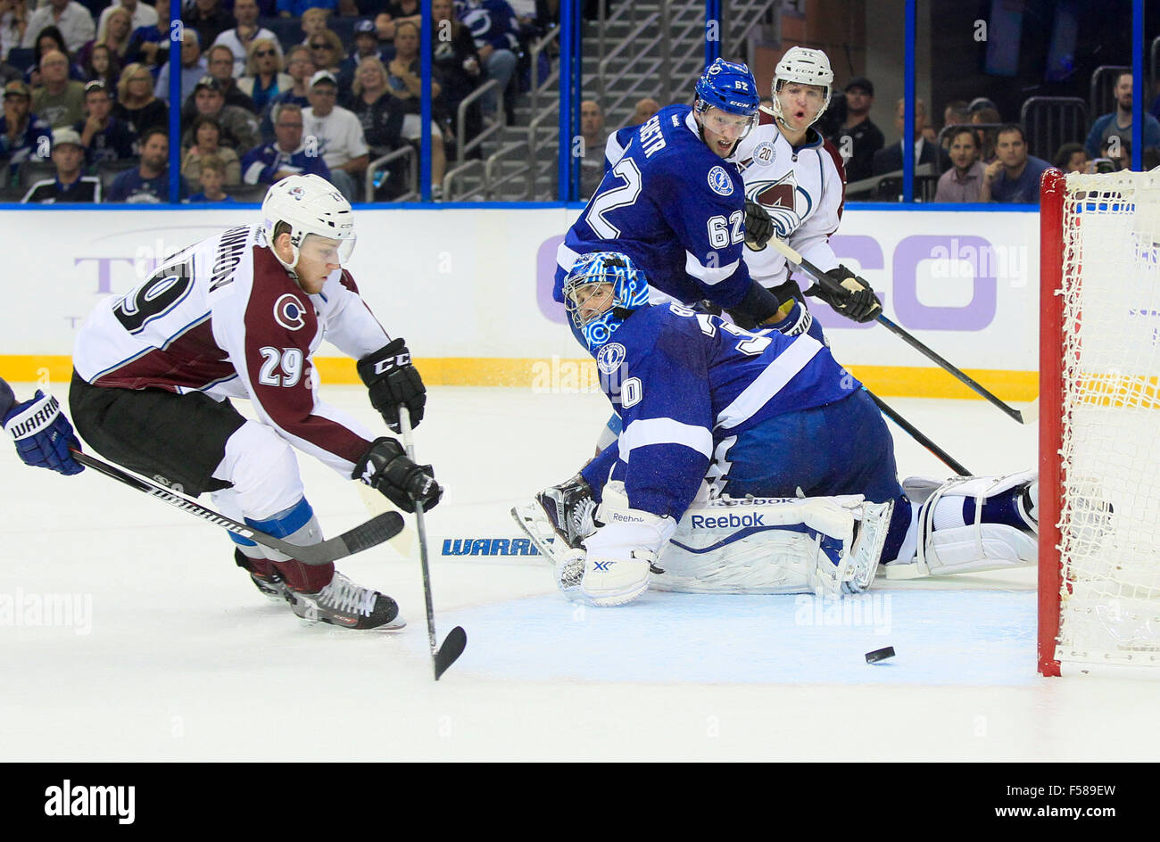 Tampa, Florida, USA. 29th Oct, 2015. Tampa Bay Lightning goalie Ben