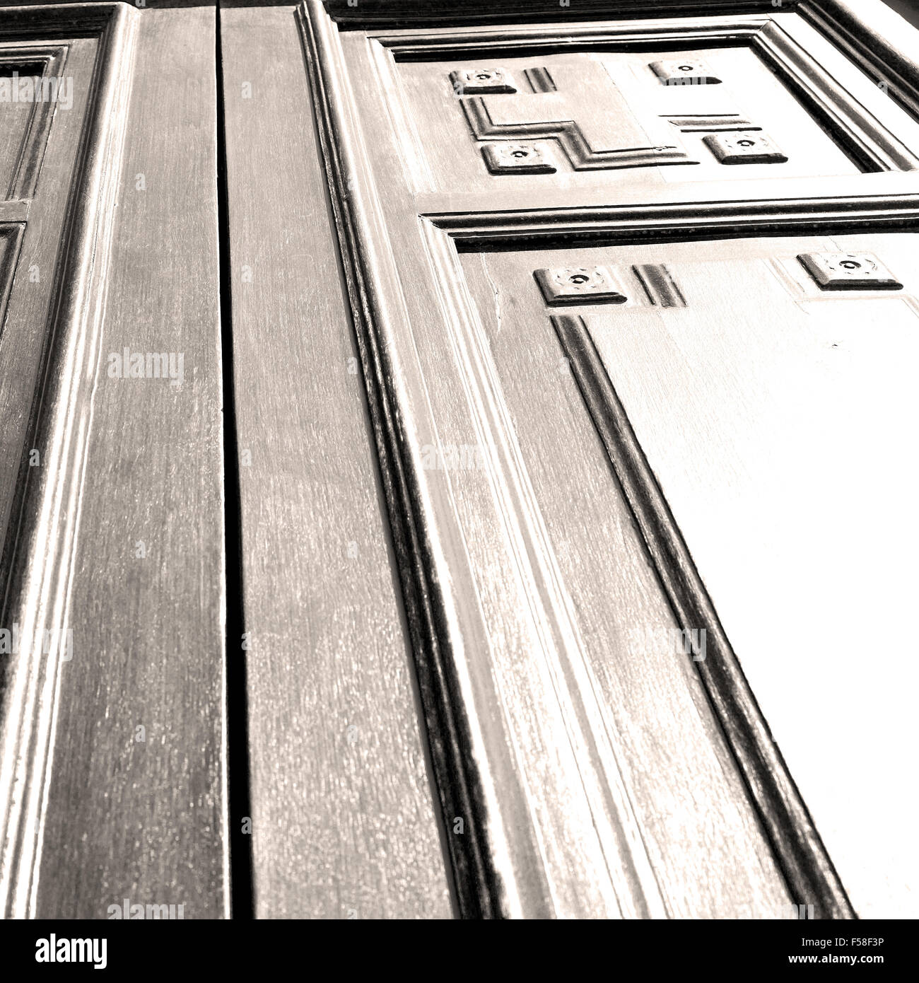 texture of a brown old door in italy europe Stock Photo - Alamy