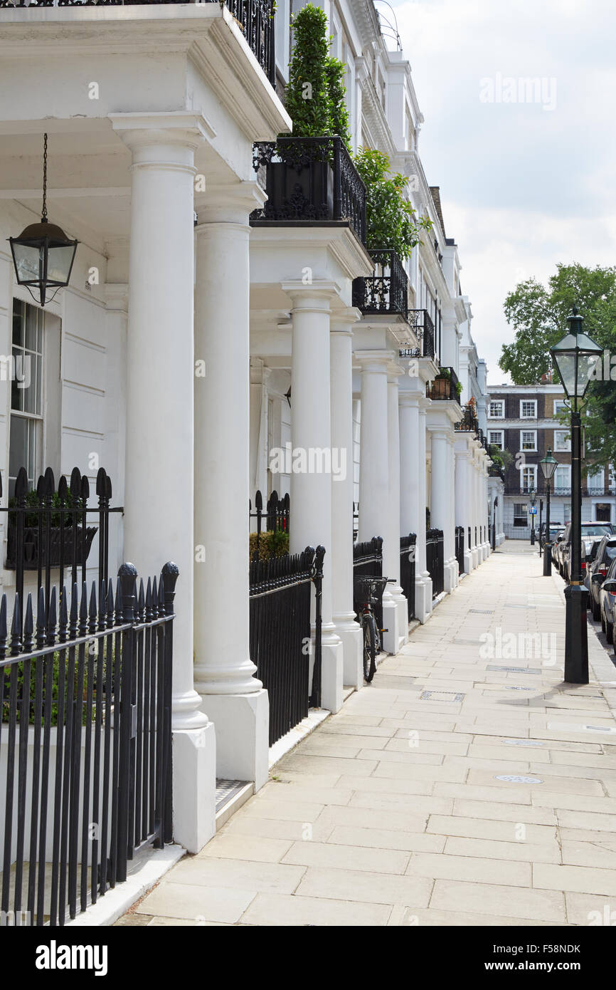 Row of beautiful white Edwardian houses in Kensington, London Stock Photo -  Alamy