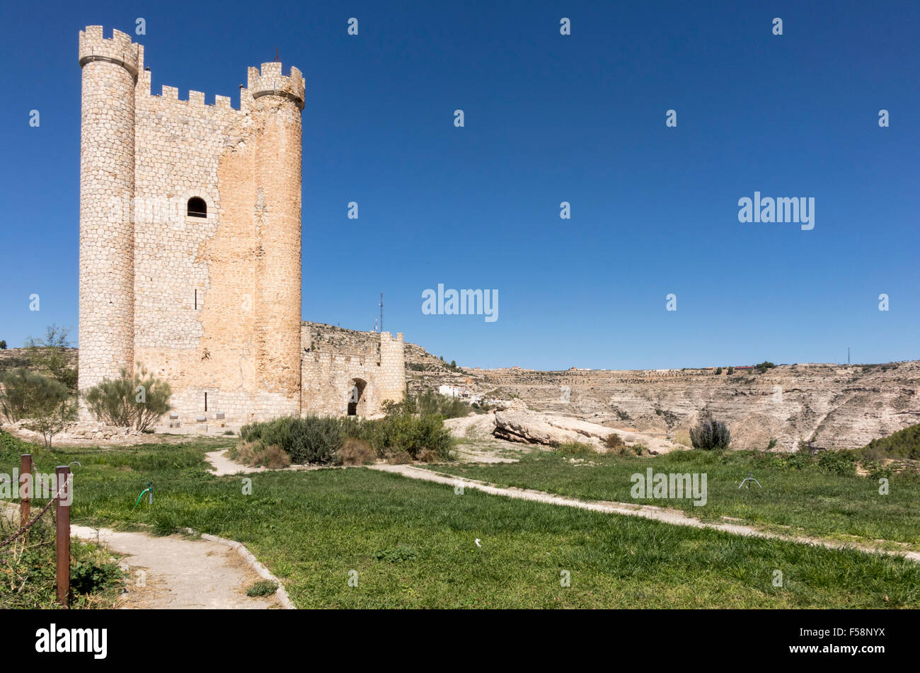 Castillo de Alcala del Jucar castle overlooking hilltop town of Alcala del Jucar  in Castilla-La Mancha, Spain, Europe Stock Photo