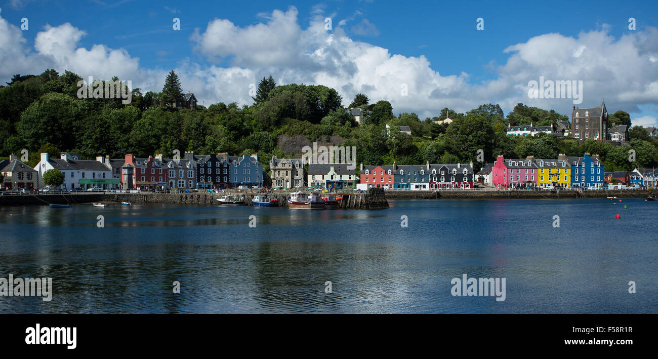 The architecture and colours of the harbour frontage at Tobermory, Mull Stock Photo