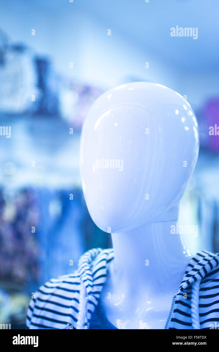 Shop dummy fashion mannequin in store boutique shop window artistic