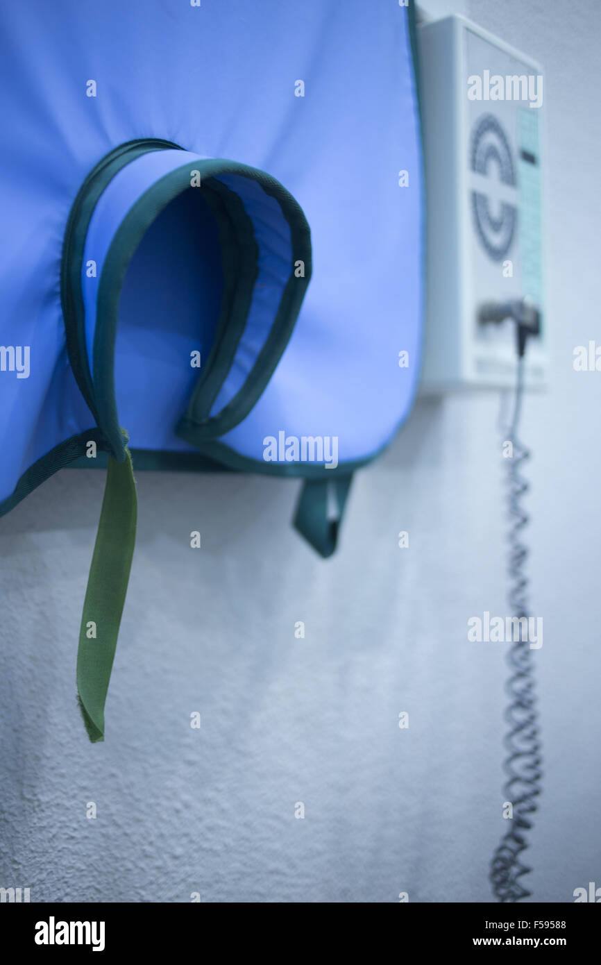 Dental instrumenation dentist xray machine and protective vest for