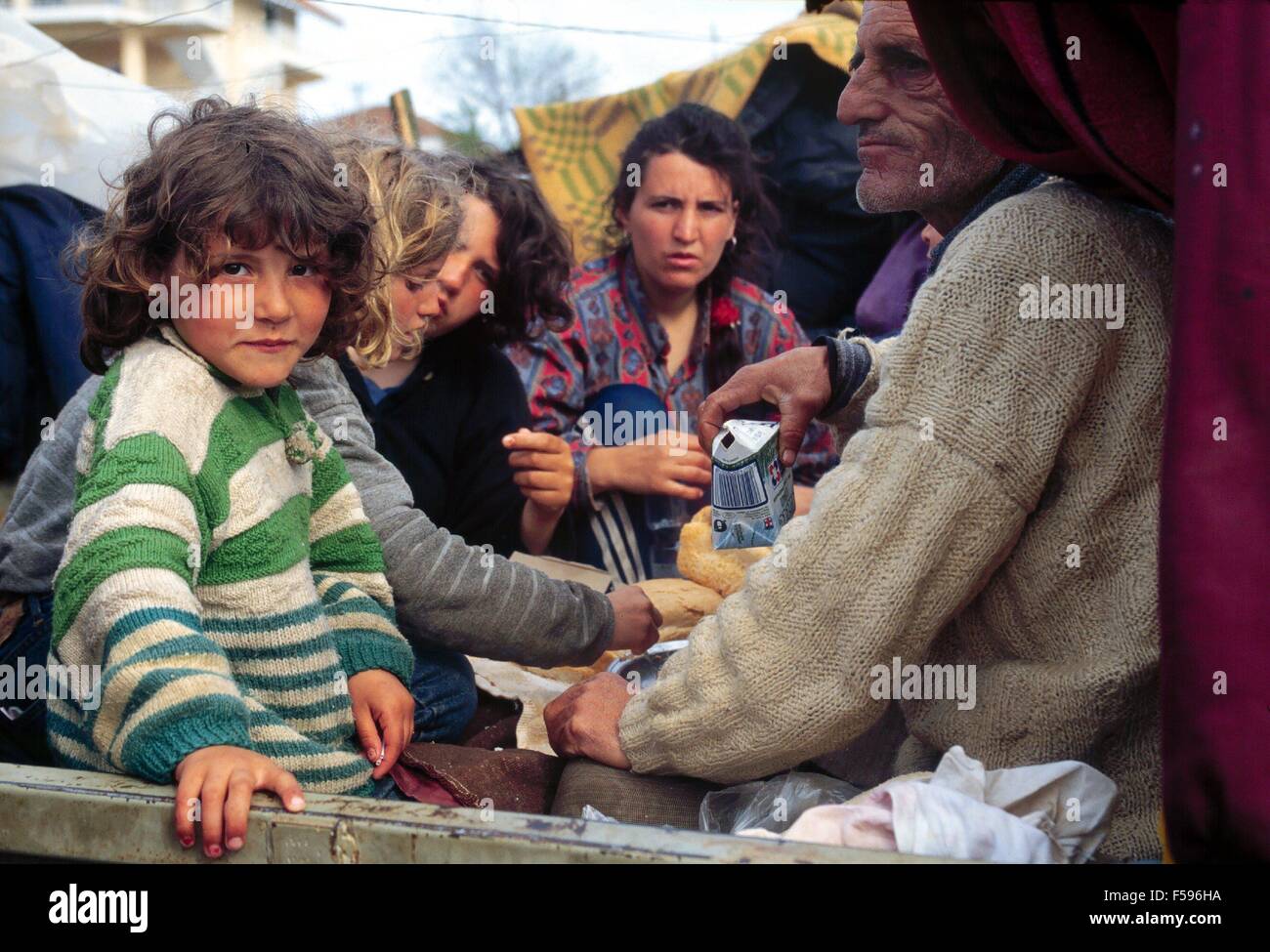 war in ex Yugoslavia, Kosovo crisis, Kosovar  refugees camp in Durres (Albania), april 1999 Stock Photo