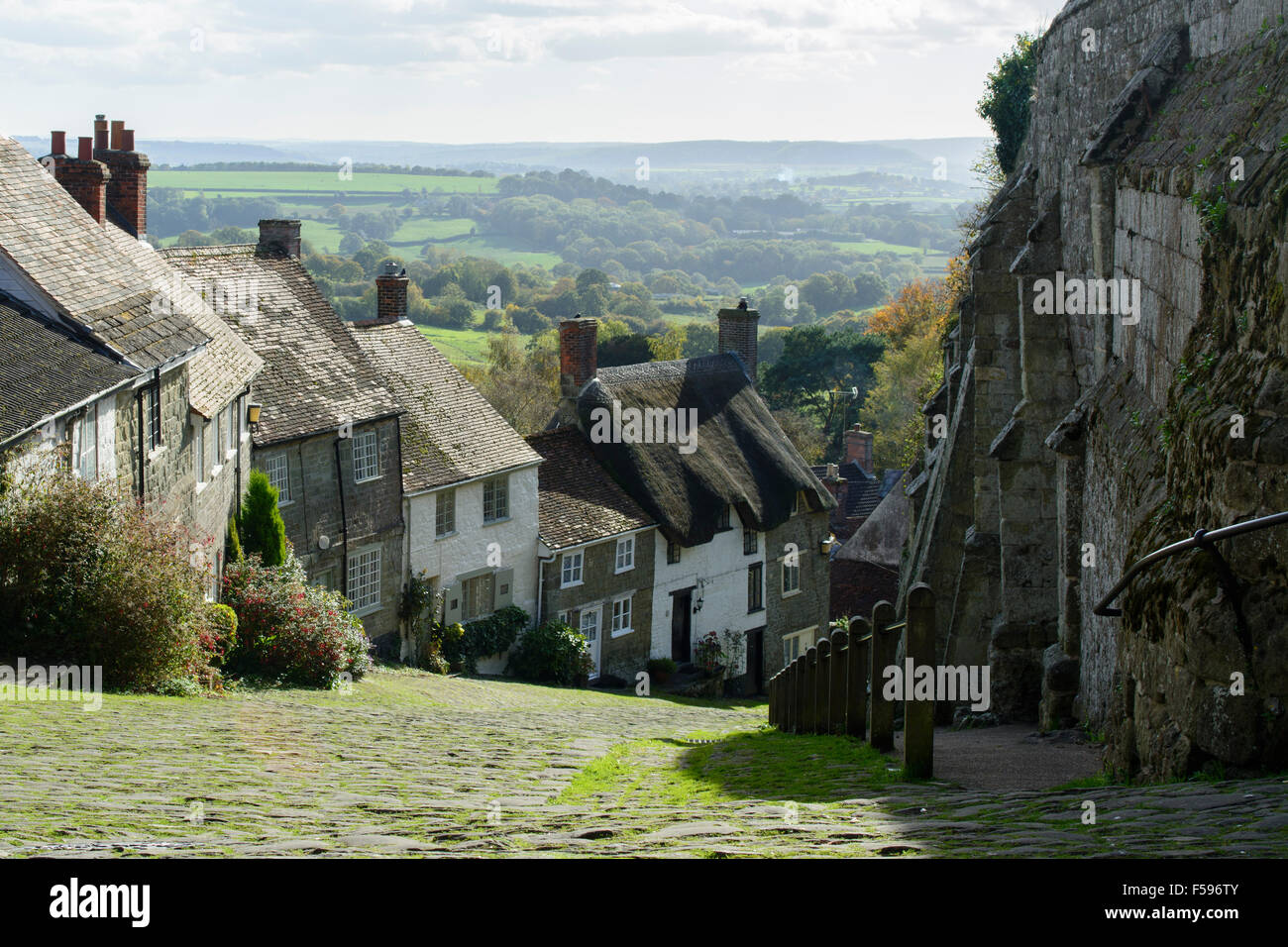Gold Hill, Shaftesbury, Dorset, England, UK Stock Photo Alamy