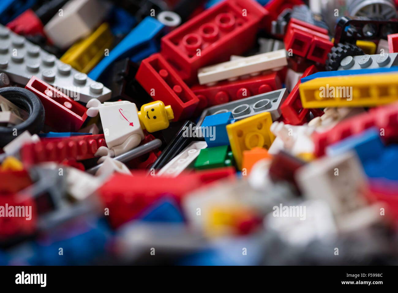 Box full of legos hotsell