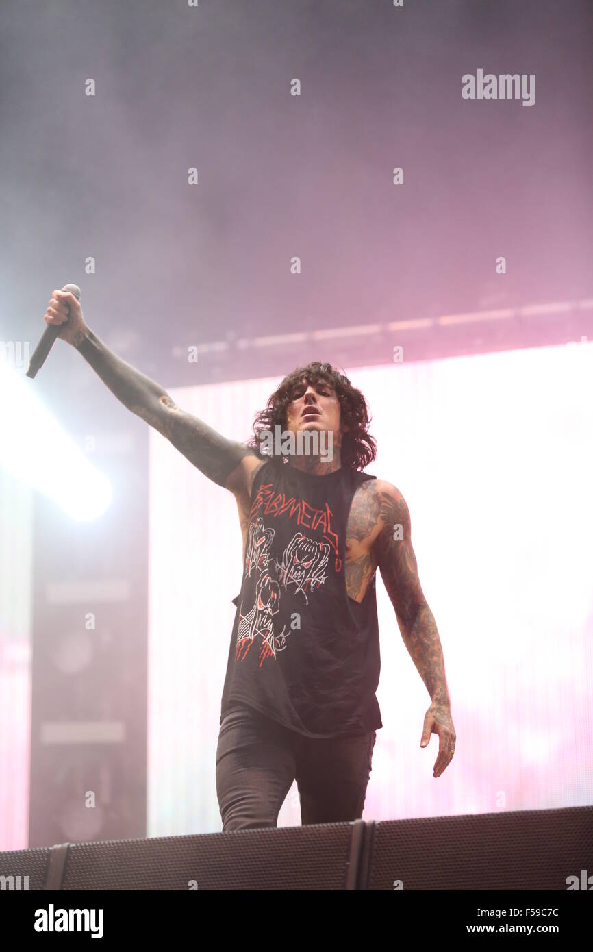 Bring me the horizon reading hi-res stock photography and images - Alamy
