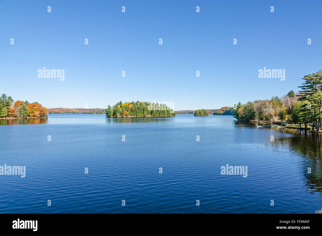 Lake in Muskoka during the fall season Stock Photo - Alamy