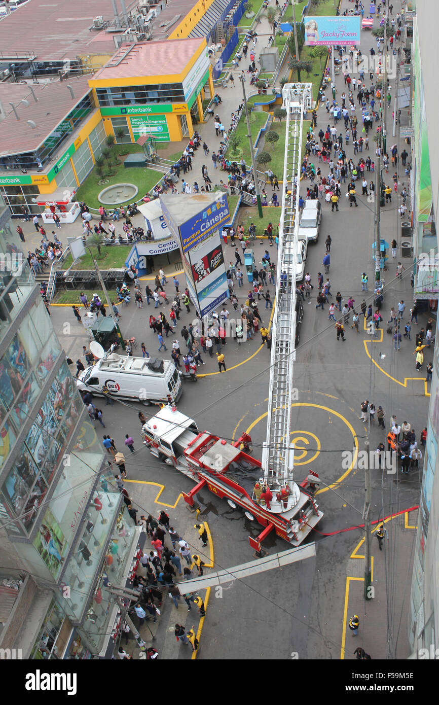 Lima, Peru. 30th Oct, 2015. Members of the General Volunteer Fire