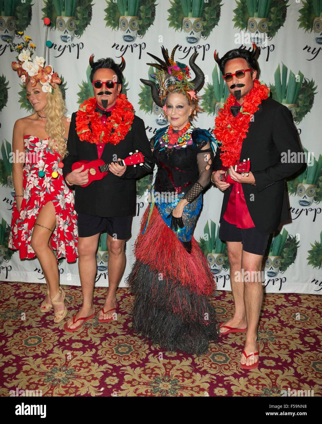 New York, NY, USA. 30th Oct, 2015. Jane Krakowski, Michael Kors, Bette