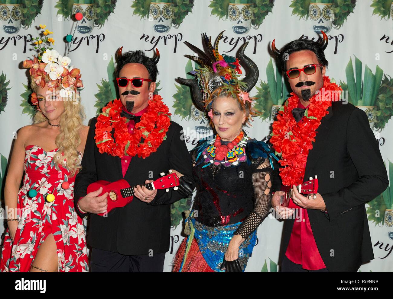 New York, NY, USA. 30th Oct, 2015. Jane Krakowski, Michael Kors, Bette