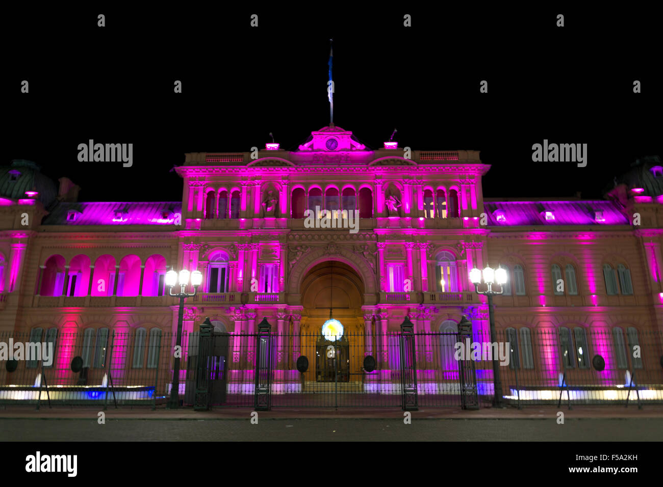 Casa Rosada By Night Pink House Presidential Palace Of Argentina May Casa Rosada By Night Pink House Presidential Palace Of Argentina May