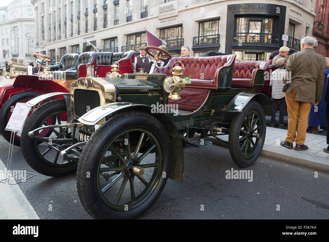 Electric Car Uk 2015 London Stock Photos Electric Car Uk 2015