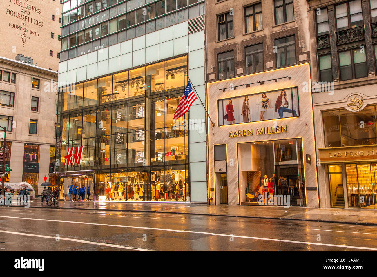 5th avenue new york hi-res stock photography and images - Alamy