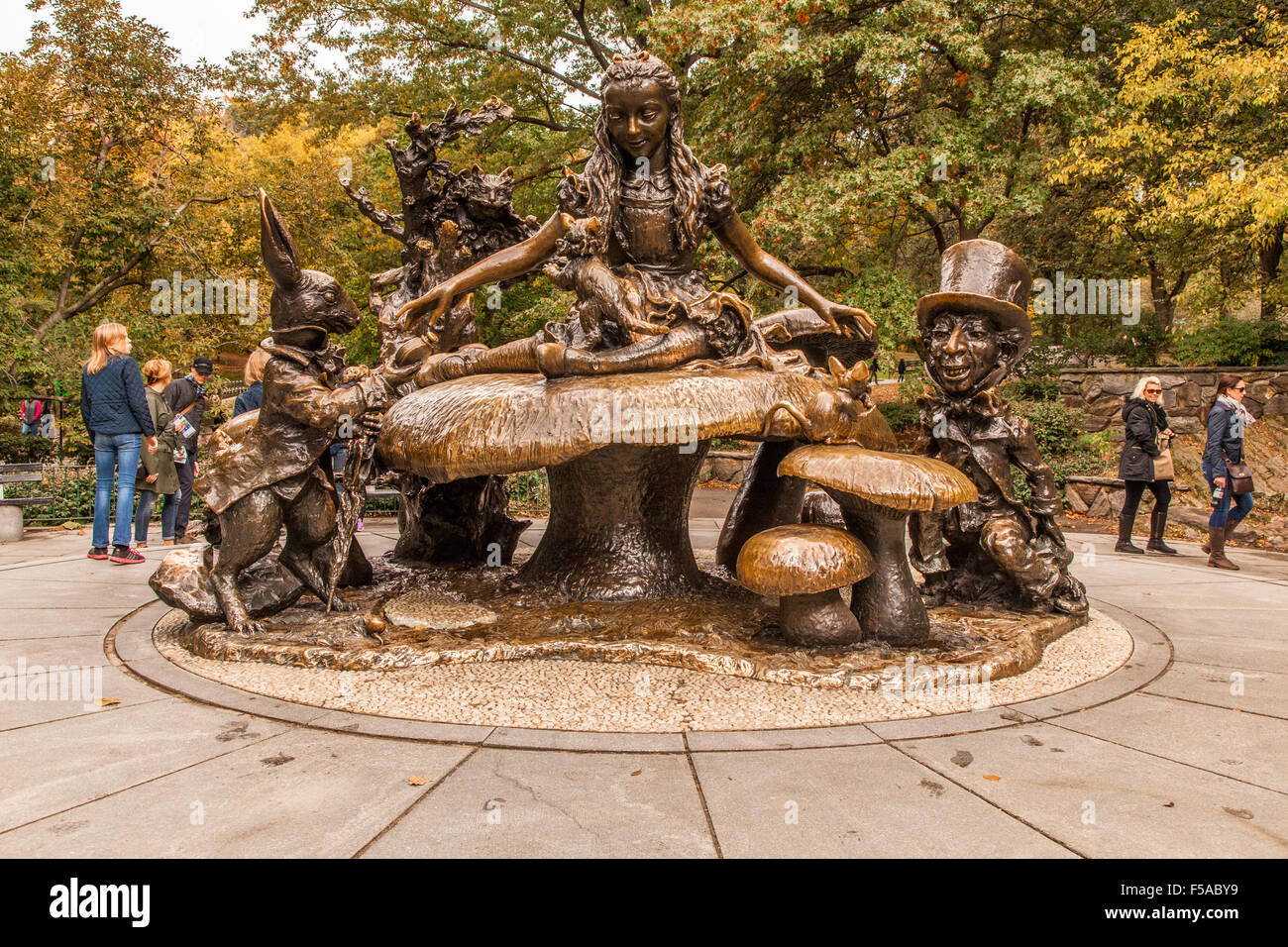 Alice in Wonderland statue by Jose de Creeft, Central Park, Manhattan, New  York City, United States of America Stock Photo - Alamy