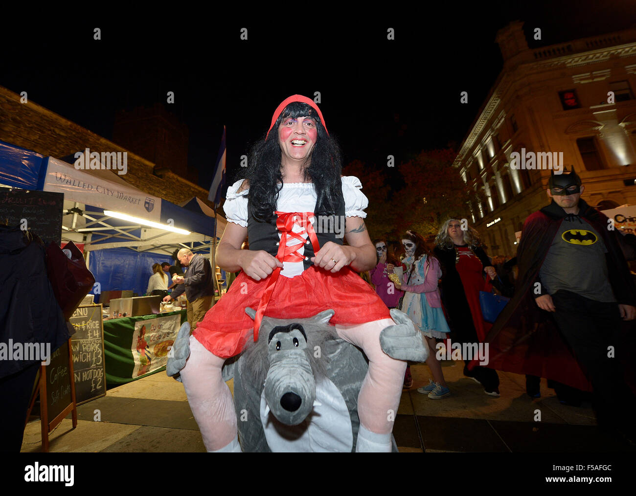 Londonderry, Northern Ireland. 31st October, 2015. People dressed in