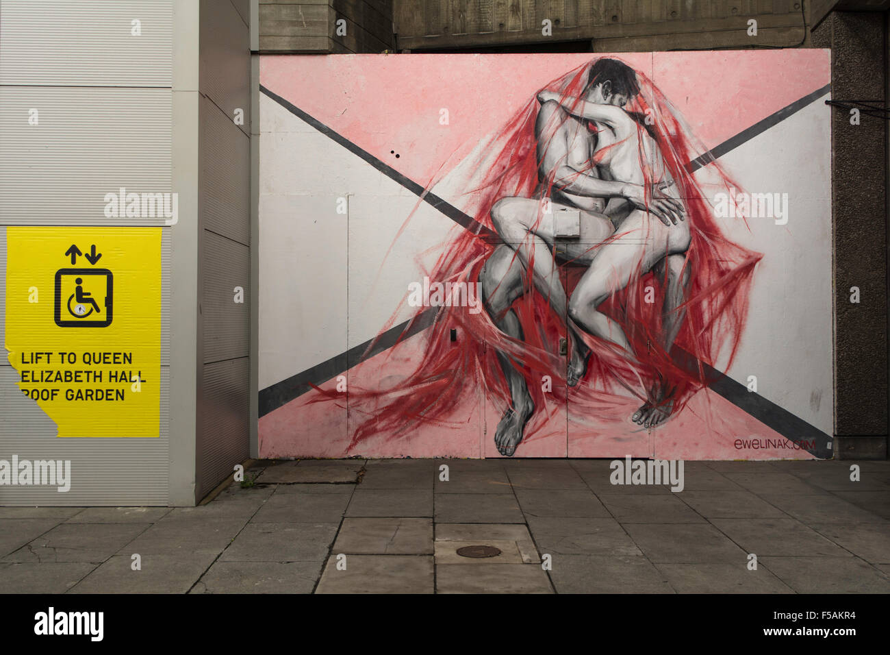 The Kiss by Ewelina Koszykowska, part of the Southbank Centre's Festival of Love. Stock Photo
