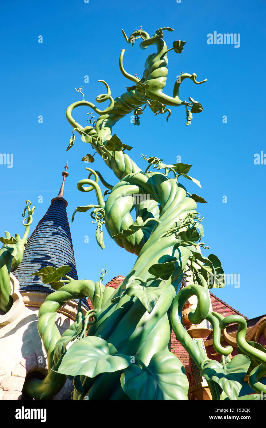 The Beanstalk From The Story Jack And The Beanstalk Disneyland Paris Marne-la-Vallee Chessy France Stock Photo