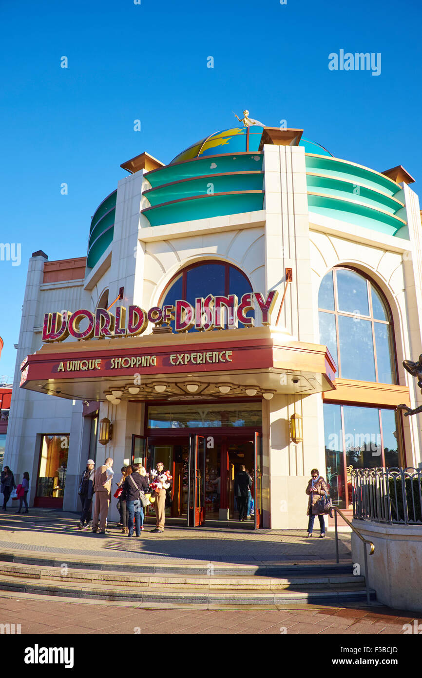 Exterior Of Disney Store High Resolution Stock Photography Images - Alamy