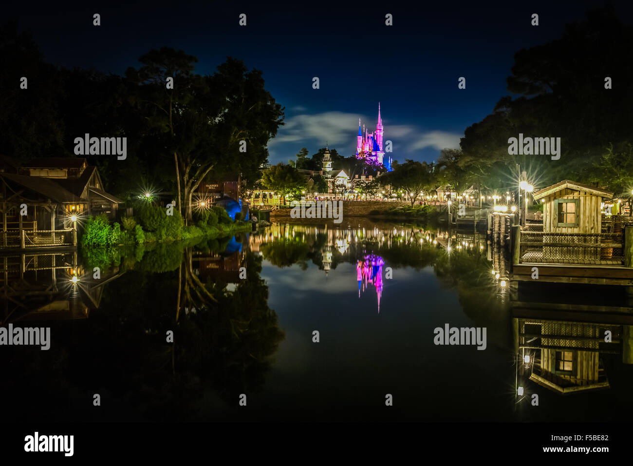 Disney Castle Reflection Stock Photo Alamy