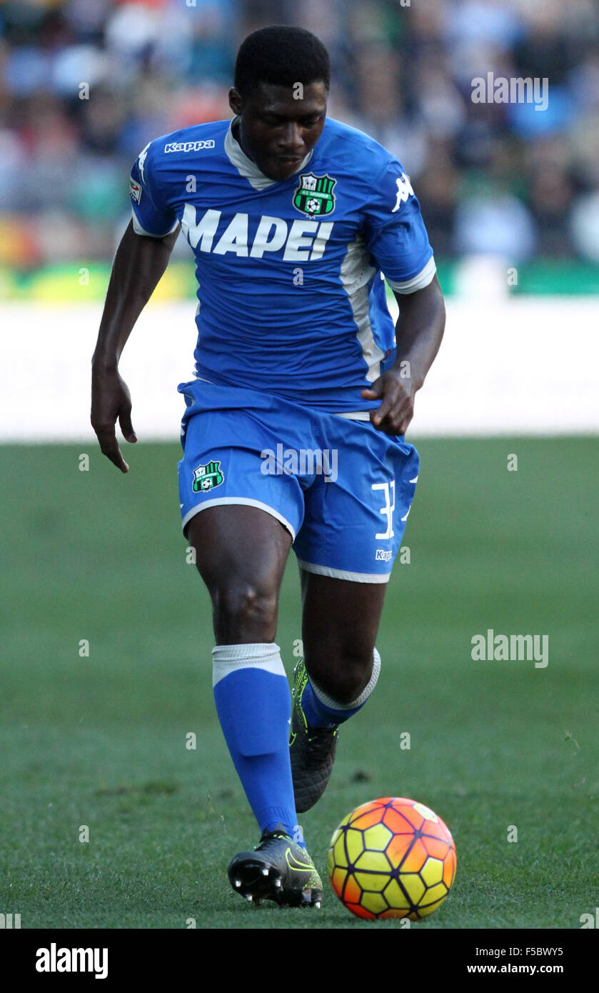 Udine, Italy. 1st November, 2015. Sassuolo's midfielder Alfred Duncan