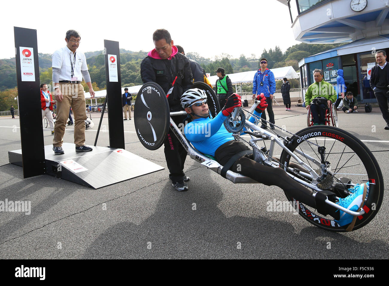 Japanese cycle sportscenter, Shizuoka, Japan. 1st Nov, 2015. Nobukazu