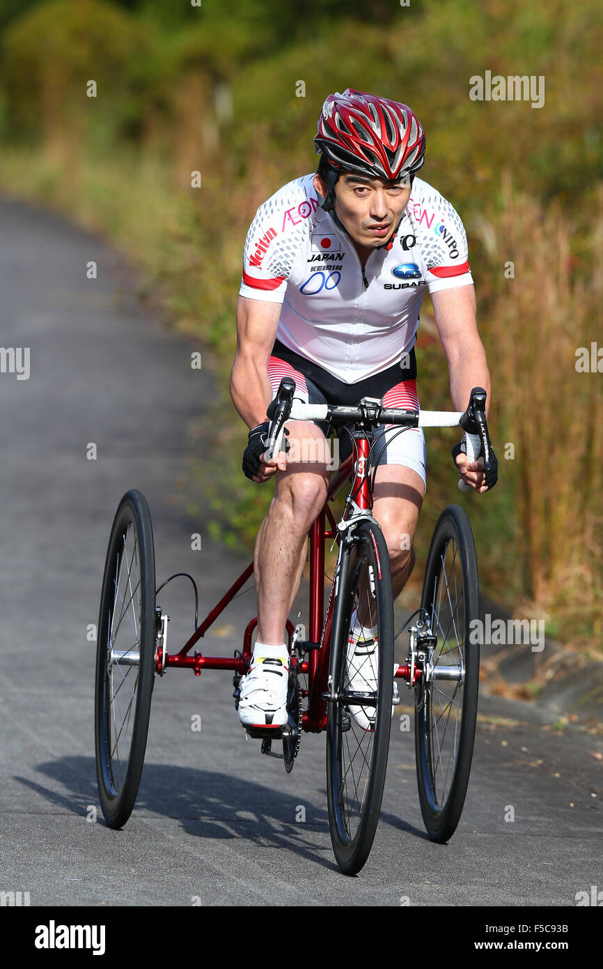 Japanese cycle sportscenter, Shizuoka, Japan. 1st Nov, 2015. Mutsuhiko