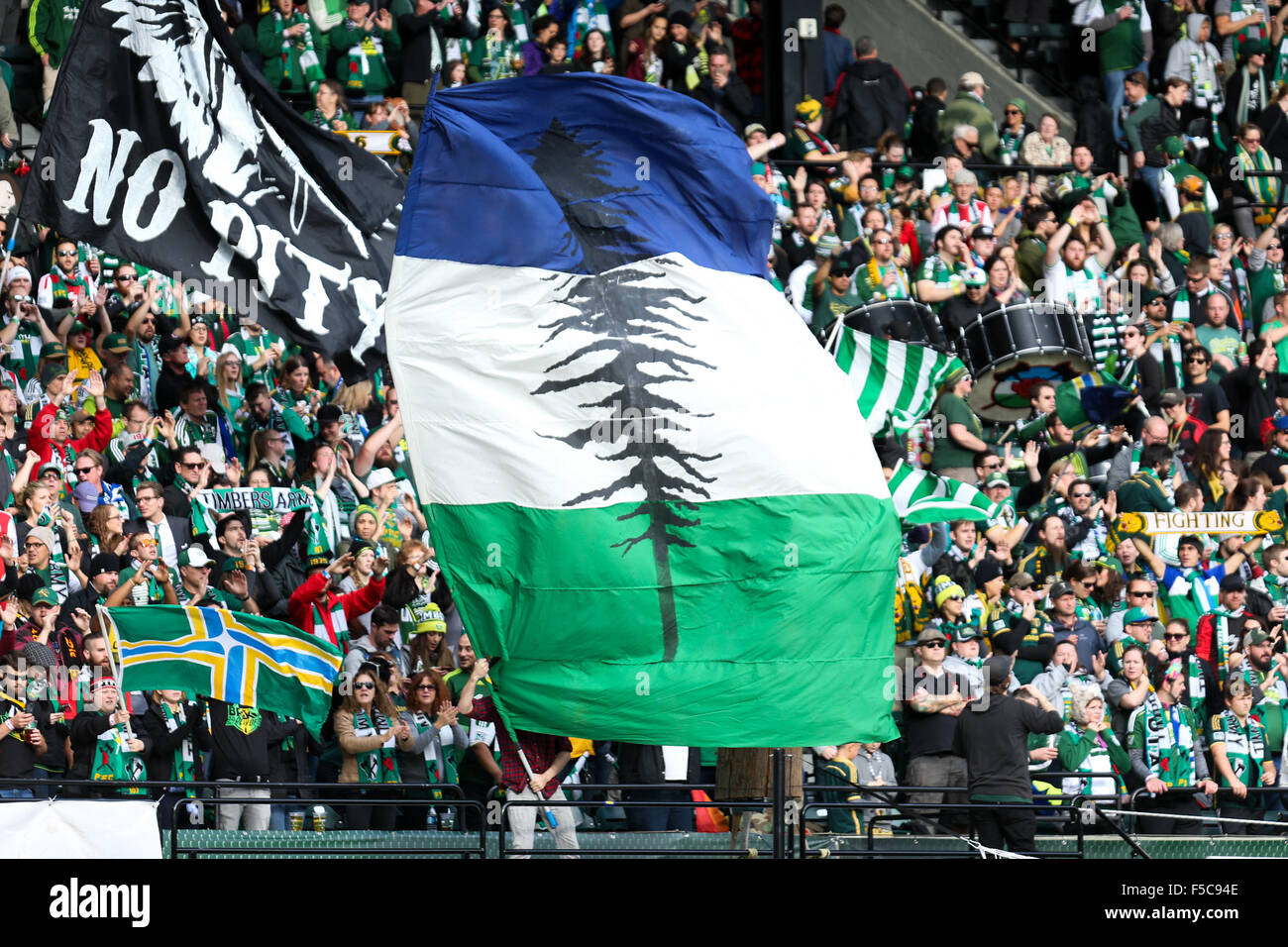Portland, Oregon, USA. 1st Nov, 2015. The Timbers Army before the game ...