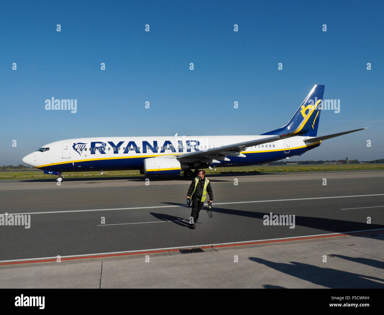 Ryanair Boeing 737-800 on Weeze Airport NRN Germany Stock Photo