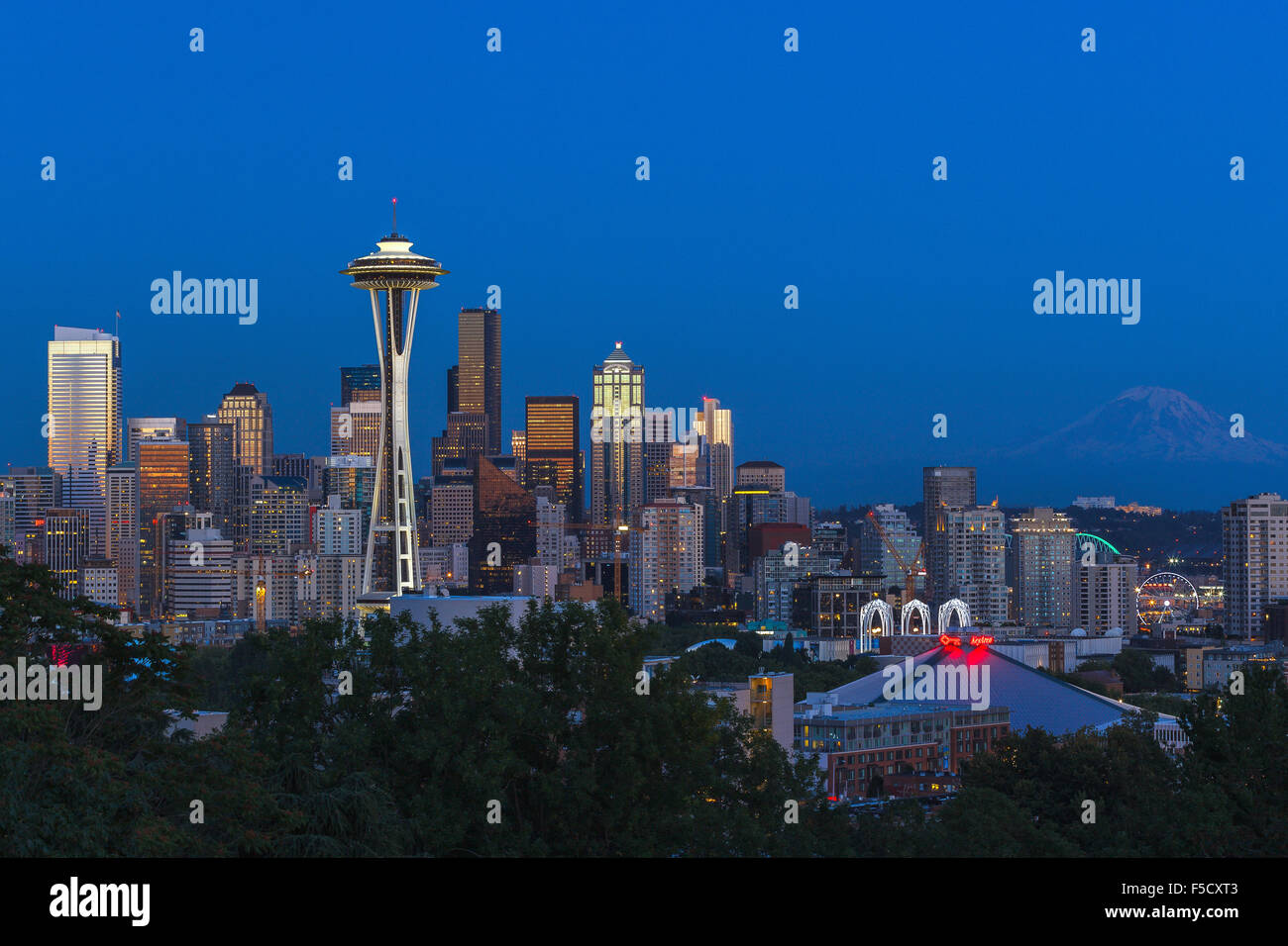 Seattle skyline at twilight from Kerry Park, Seattle, WA, USA. Stock Photo